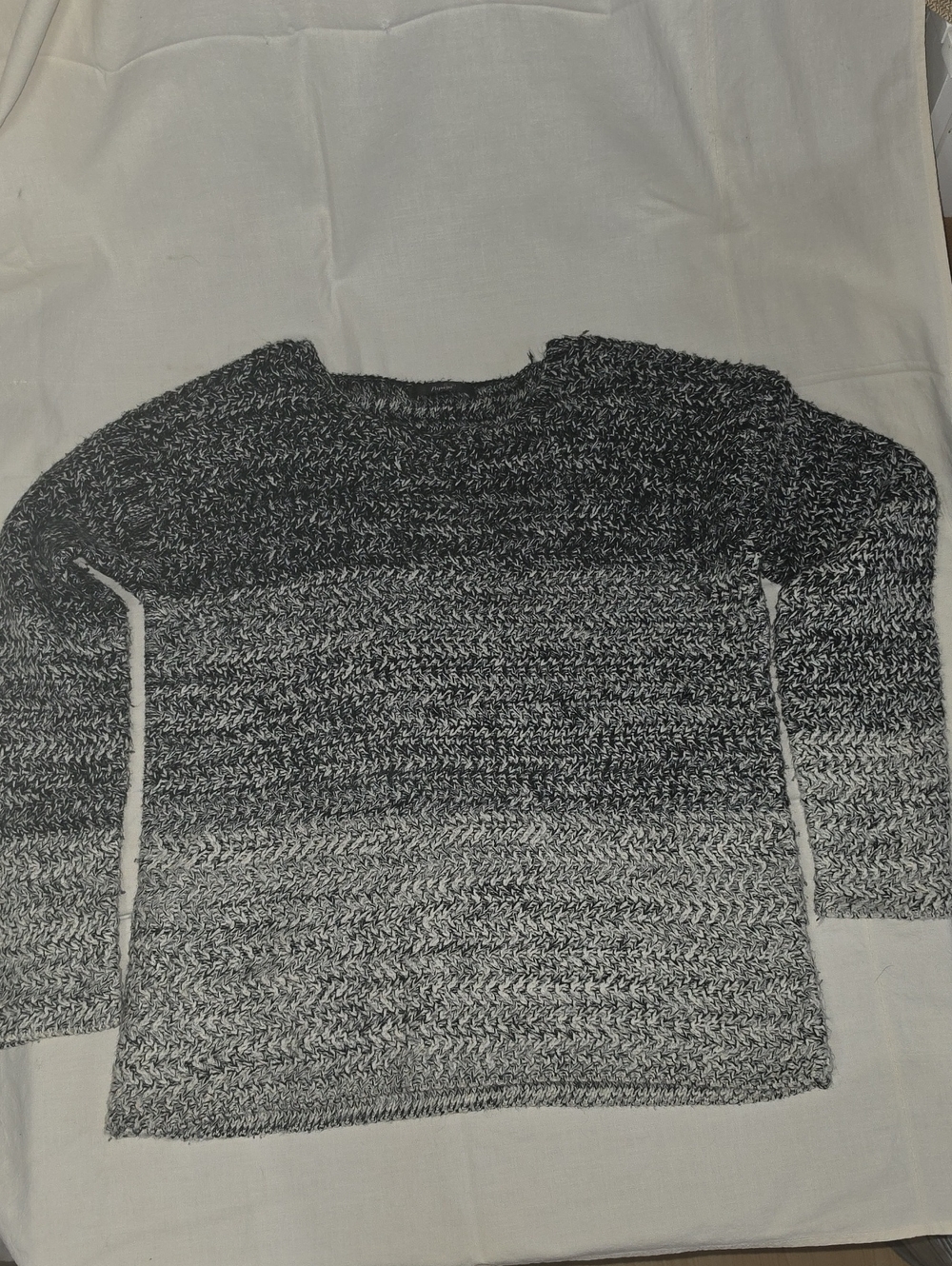 Papaya Men's Black & Gray Ombre Crewneck Sweater